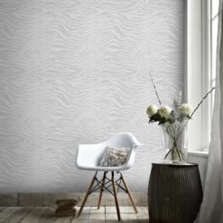 Superfresco Easy Vliesbehang Zebra Zilver 20-124 -Beste Behang Winkel 123 1296